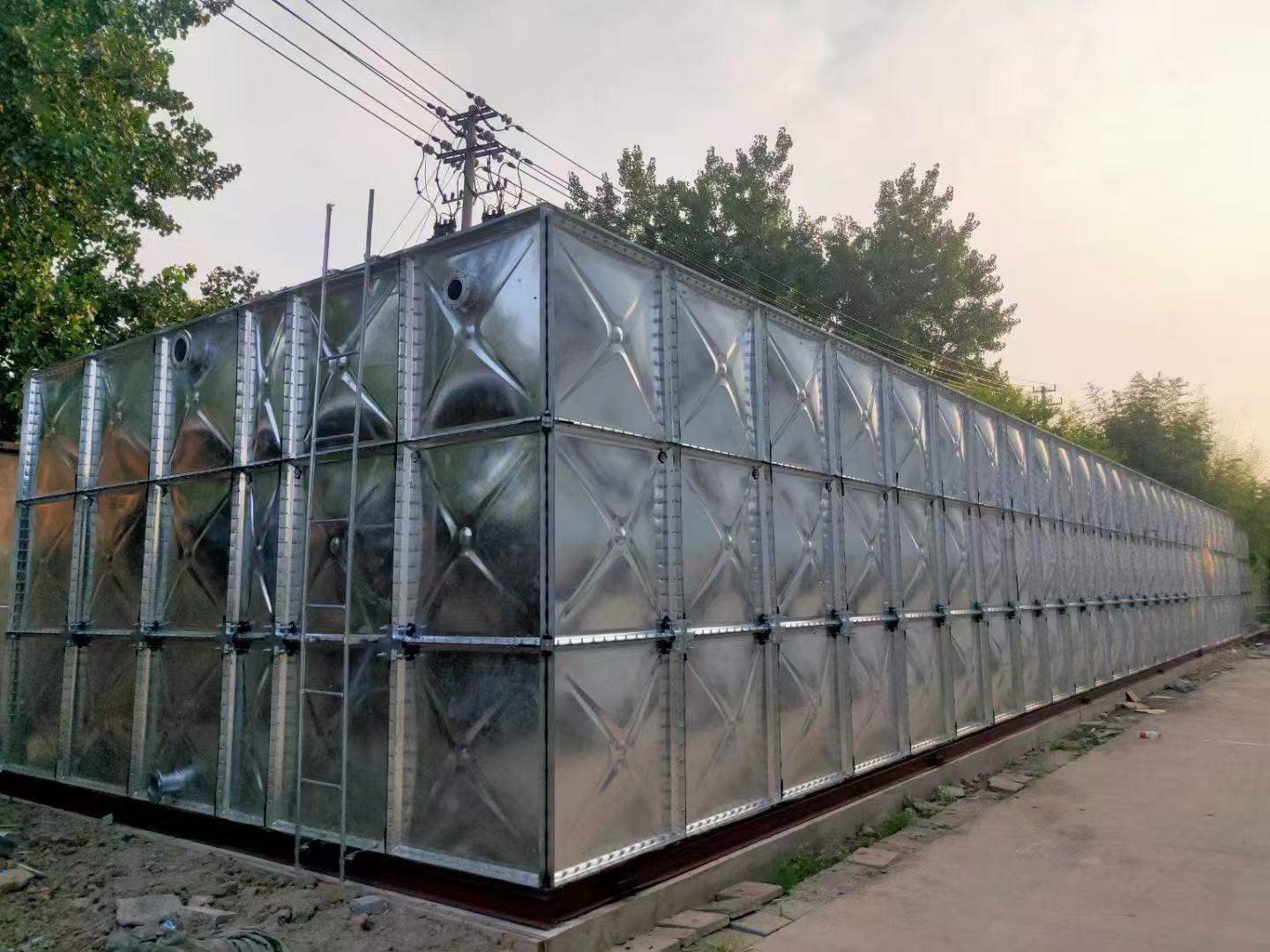 Hot-dipped Galvanized Steel Water Tank