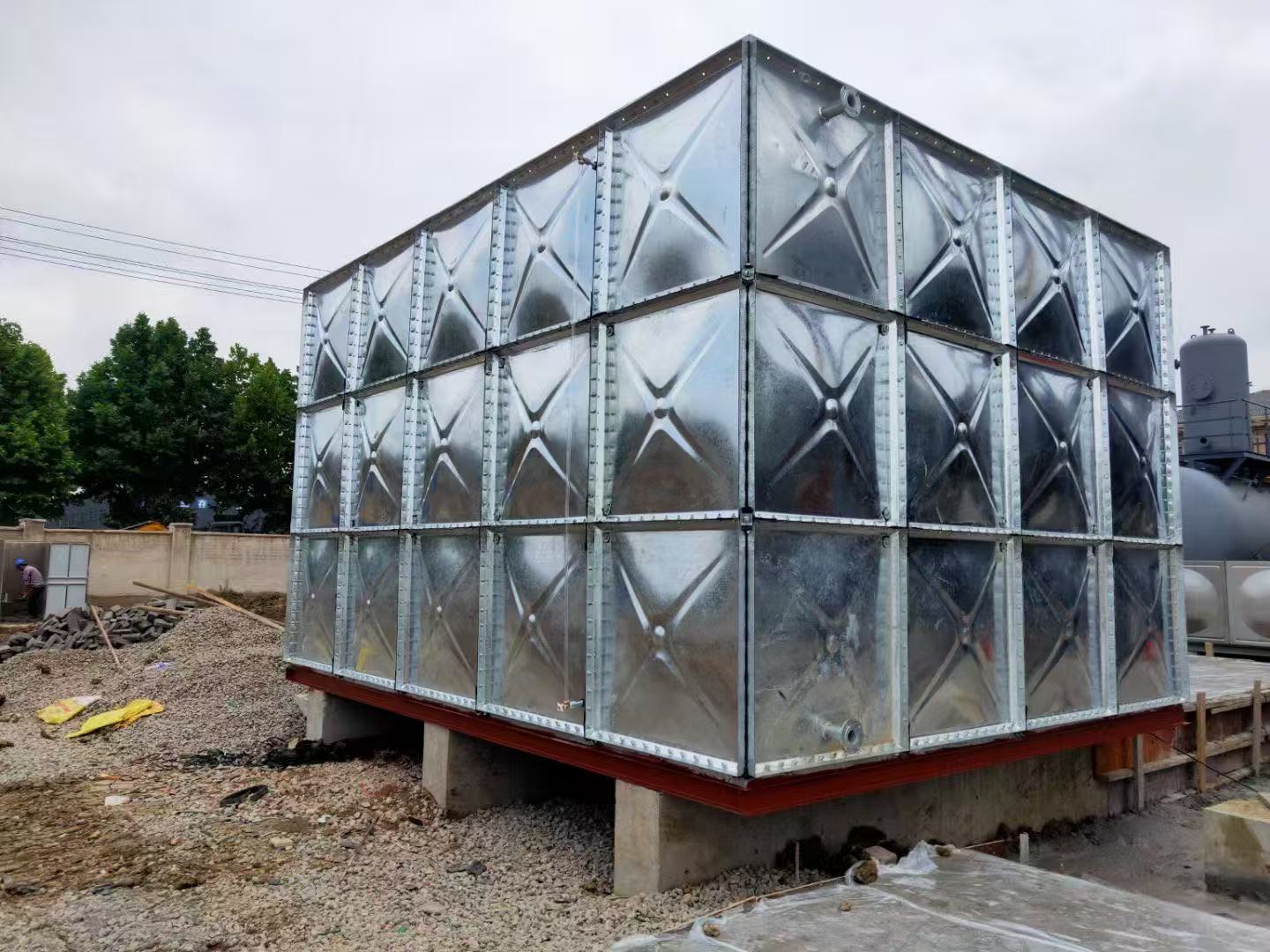 sectional water tank